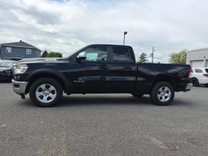 Miniature 5 RAM 1500 Big Horn Quad Cab 4x4 caisse de 6 pi 4 po 2021