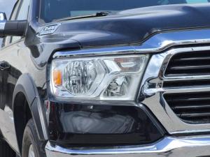 Miniature 12 RAM 1500 Big Horn Quad Cab 4x4 caisse de 6 pi 4 po 2021