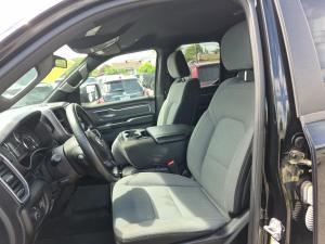 Miniature 17 RAM 1500 Big Horn Quad Cab 4x4 caisse de 6 pi 4 po 2021