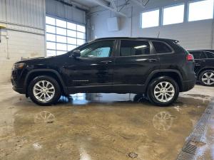 Miniature 5 Jeep Cherokee Sport 4x4 2021