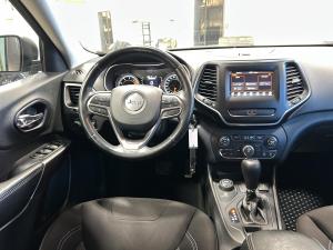 Miniature 15 Jeep Cherokee Sport 4x4 2021