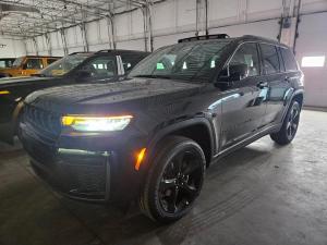 2026 Jeep Grand Cherokee Altitude - Image 1
