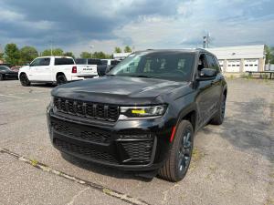 2026 Jeep Grand Cherokee 85th Anniv. Edition - Image 1