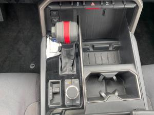 Miniature 11 Toyota Tundra SR5 CrewMax 4x4 caisse longue 2023