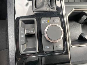 Miniature 15 Toyota Tundra SR5 CrewMax 4x4 caisse longue 2023