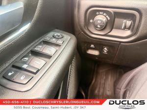 Miniature 14 RAM 1500 Big Horn cabine d'équipe 4x4 caisse de 5 pi 7 po 2020