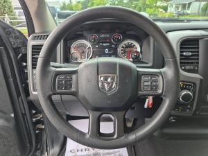Thumbnail 8 RAM 1500 Classic Tradesman Quad Cab 4x4 caisse de 6 pi 4 po 2022