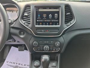 Miniature 12 Jeep Cherokee Altitude 4x4 2022