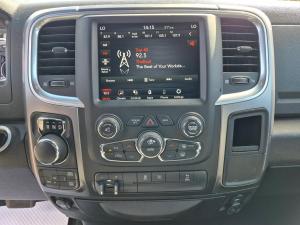 Thumbnail 13 RAM 1500 Classic SLT cabine d'équipe 4x4 caisse de 5 pi 7 po 2021