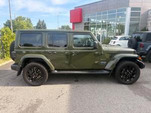 Miniature 6 Jeep Wrangler 4XE Unlimited Sahara 4x4 2021