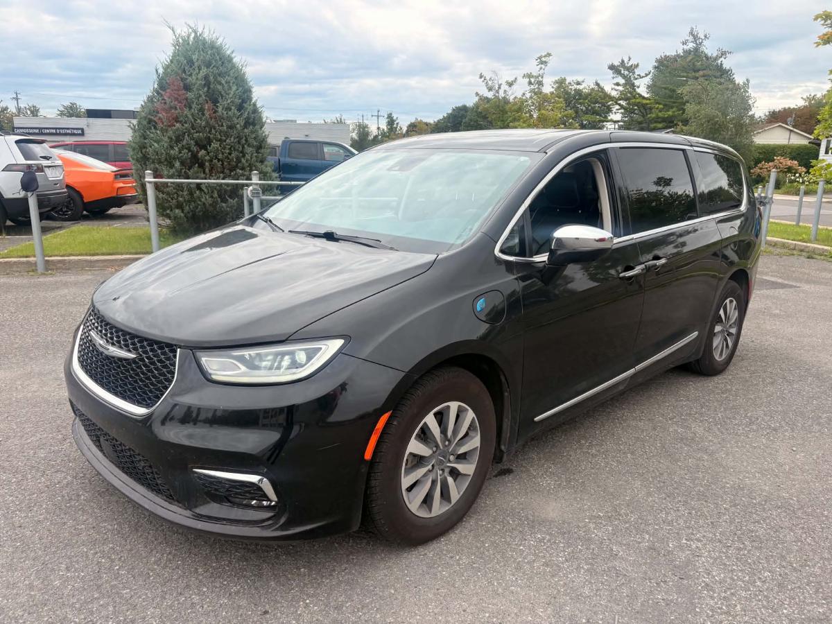 Image 1 Chrysler Pacifica Hybrid Limited 2023