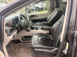 Miniature 8 Chrysler Pacifica Hybrid Limited 2023
