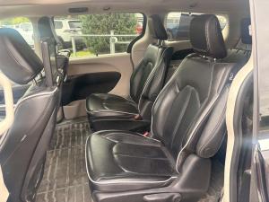 Miniature 9 Chrysler Pacifica Hybrid Limited 2023