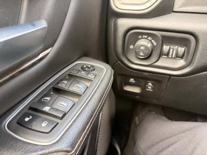 Miniature 12 RAM 1500 Sport 2021