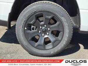 Thumbnail 11 RAM 1500 Black Express - Dealer Special 2026