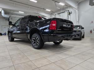 Miniature 5 RAM 1500 Laramie 2026