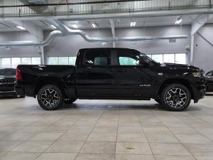 Miniature 9 RAM 1500 Laramie 2026
