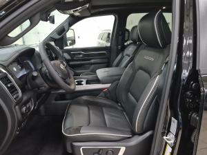 Miniature 13 RAM 1500 Laramie 2026