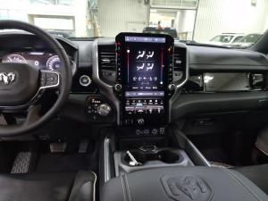 Miniature 22 RAM 1500 Laramie 2026