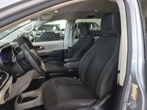 Miniature 12 Chrysler Grand Caravan Sxt 2Rm 2021