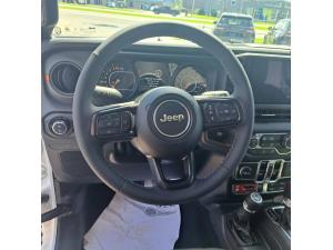Miniature 10 Jeep Gladiator Mojave X 2026