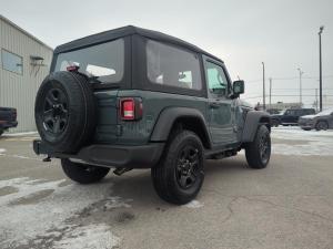 Miniature 6 Jeep Wrangler Sport 2026