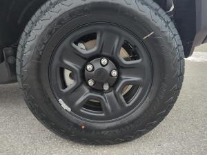 Miniature 7 Jeep Wrangler Sport 2026