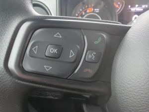 Miniature 14 Jeep Wrangler Sport 2026