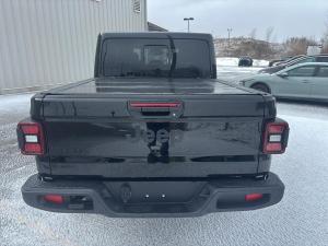Thumbnail 8 Jeep Gladiator Nighthawk 2026