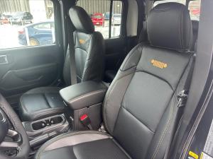 Thumbnail 25 Jeep Gladiator Nighthawk 2026
