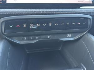 Miniature 22 Jeep Cherokee Limited 2026