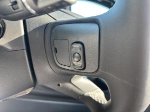 Miniature 23 Jeep Cherokee Limited 2026