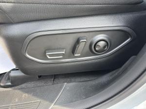 Thumbnail 17 Jeep Cherokee Laredo 2026