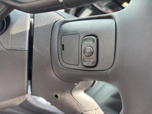 Thumbnail 18 Jeep Cherokee Laredo 2026