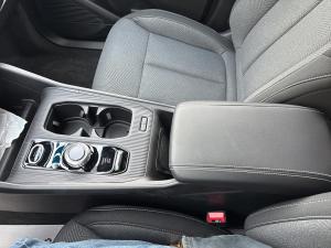 Thumbnail 23 Jeep Cherokee Laredo 2026