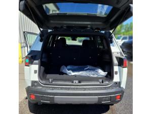 Thumbnail 6 Jeep Cherokee Laredo 2026