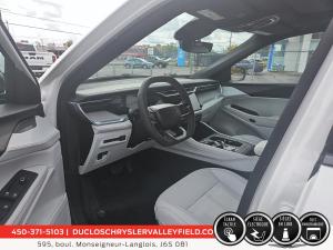 Miniature 12 Jeep Cherokee Limited 2026