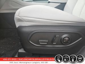 Miniature 16 Jeep Cherokee Limited 2026