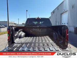 Thumbnail 8 RAM 1500 Black Express 2026