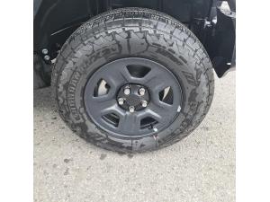 Thumbnail 9 Jeep Wrangler Sport 2026