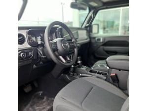 Thumbnail 10 Jeep Wrangler Sport 2026