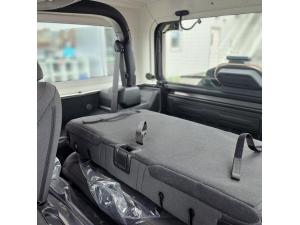 Thumbnail 18 Jeep Wrangler Sport 2026