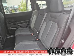 Miniature 14 Jeep Cherokee Laredo 2026