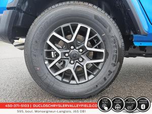 Thumbnail 10 Jeep Wrangler 4-Door Sahara 2027