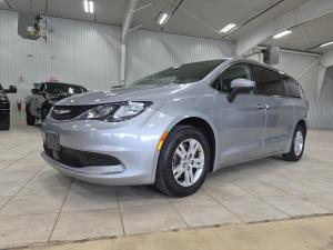 2021 Chrysler Grand Caravan SXT - Image 1