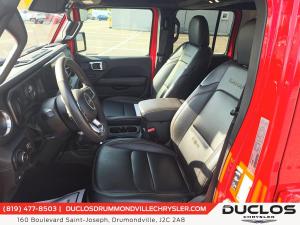 Miniature 13 Jeep Wrangler 4XE Sahara 4XE 2024