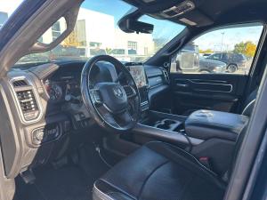 Miniature 12 RAM 2500 Laramie 2022