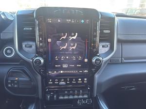 Miniature 23 RAM 2500 Laramie 2022