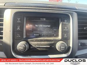 Miniature 25 RAM 1500 Express cabine d'équipe 4RM 140,5 po *Disponibilité limitée* 2017