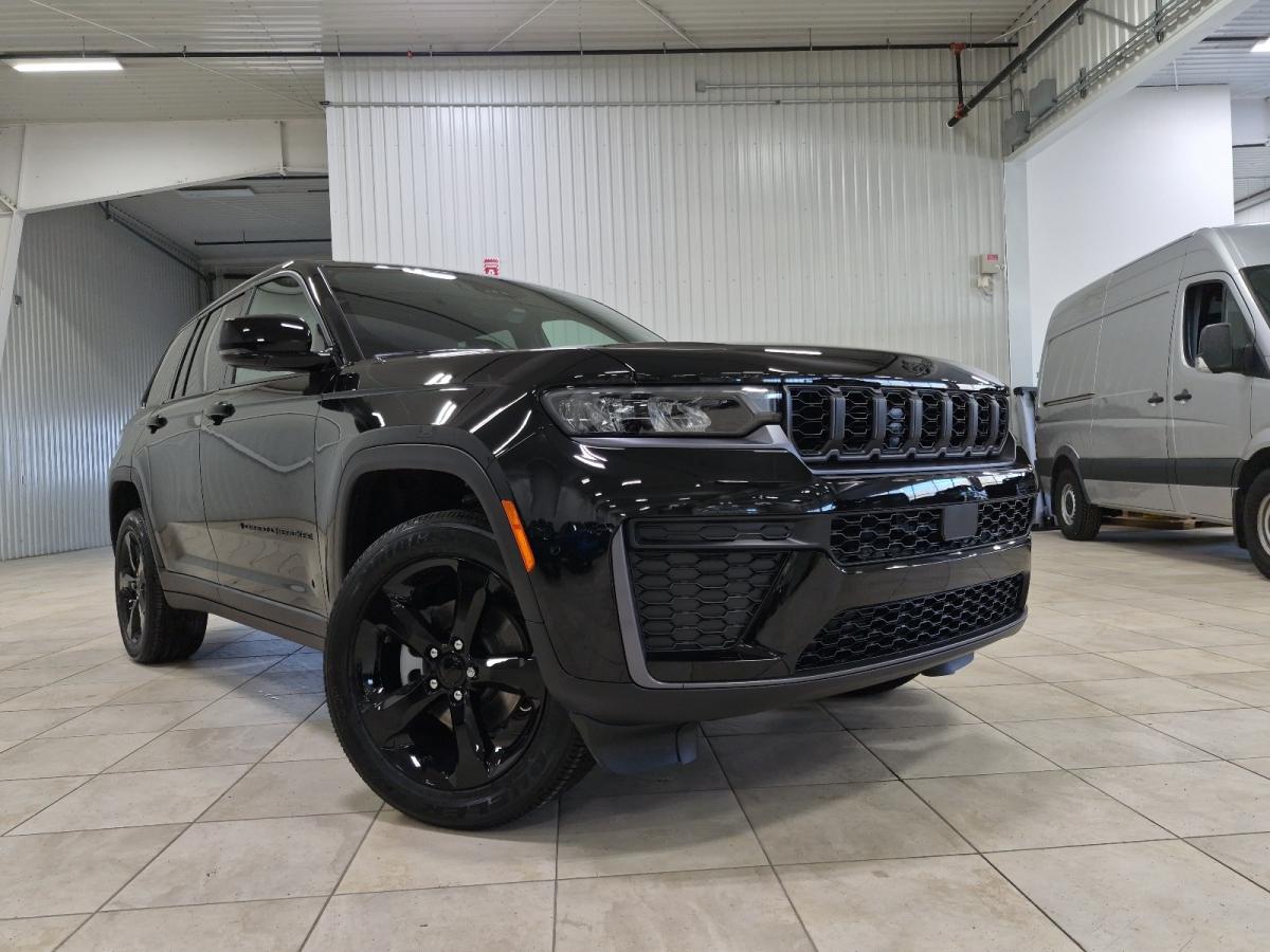 Image 1 Jeep Grand Cherokee Altitude 2026